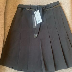 Karl lagerfeld pleated black skirt with leather trim and belt, size 0